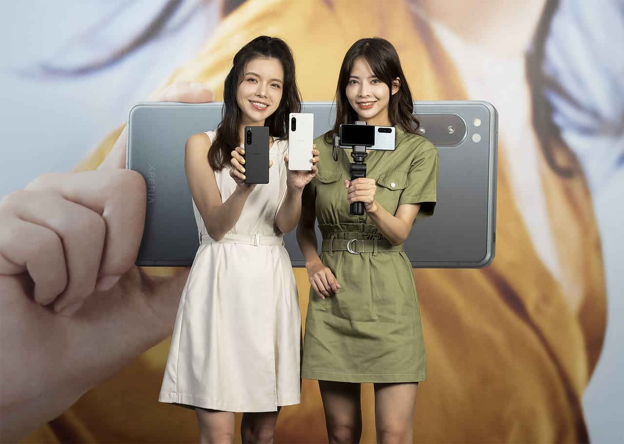 更强大的摄录体验与加入无线充电与更多追焦功能!Sony发表Xperia 5 IV旗舰新机